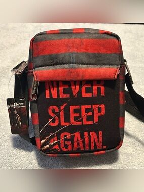 BUCKLE-DOWN NIGHTMARE ON ELM STREET/FREDDY KRUEGER SADDLE/CROSSBODY BAG/NWT!